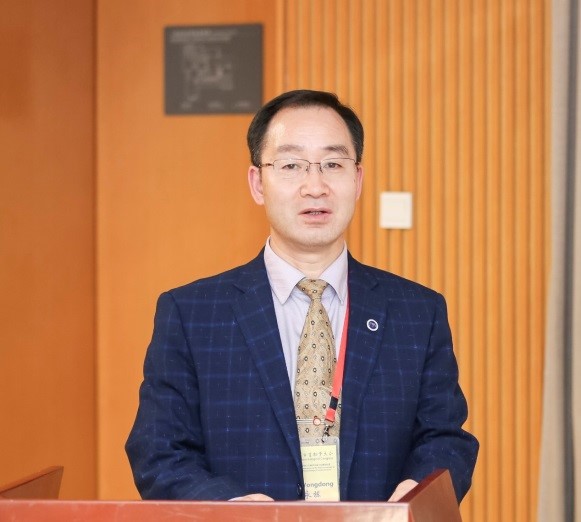 乐投网页版创新论坛第一千五百二十二讲：中生代重大地质事件与植被环境变化
