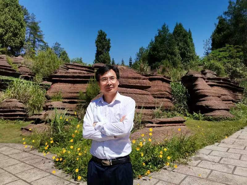 乐投网页版创新论坛第一千二百九十二讲暨120周年校庆年系列活动: 喀斯特关键带水文过程及其生态效应